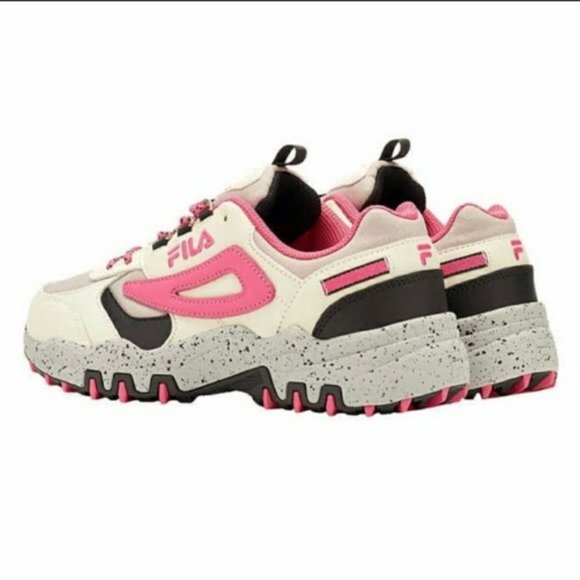 NEW FILA | Reminder Trail Sneakers - Picture 5 of 6